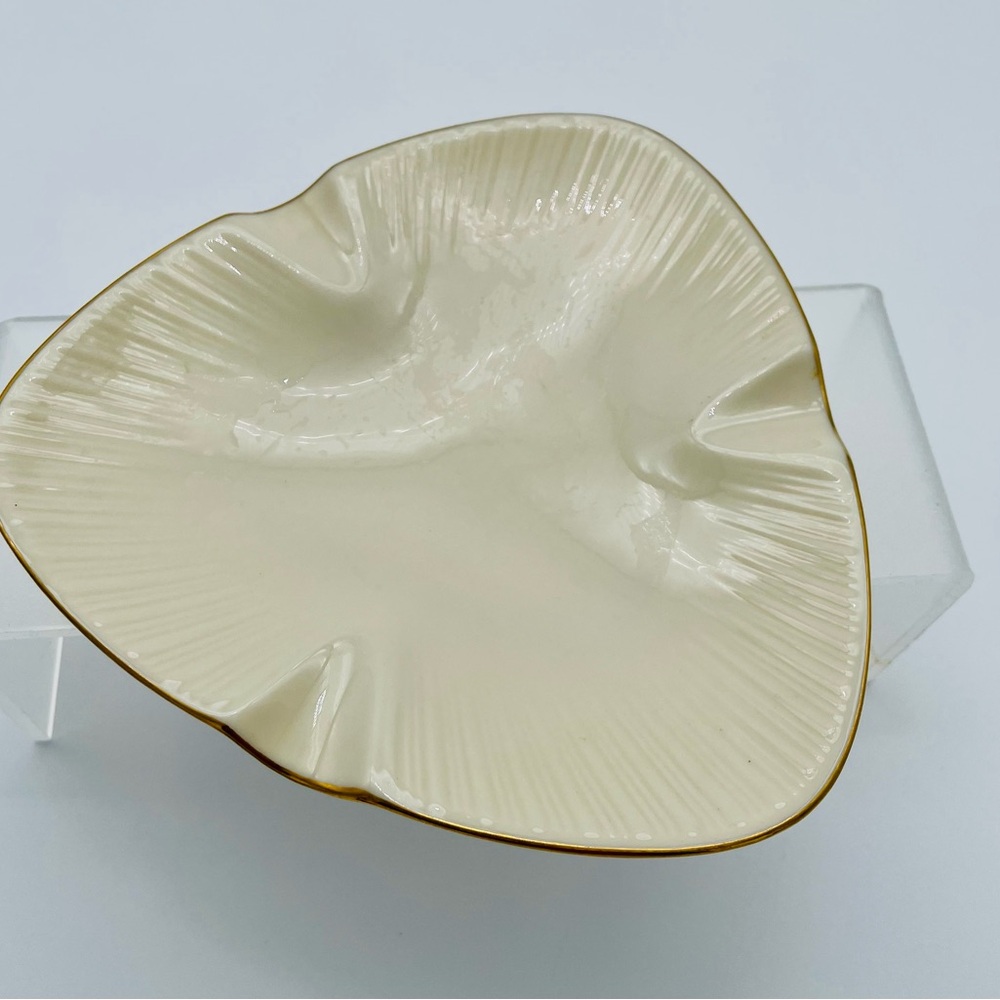 Lenox Vintage Triangular Shaped Cream Ashtray or Trinket Dish